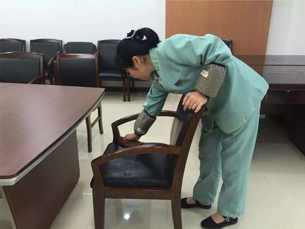 東莞清潔公司認準亮佳清潔